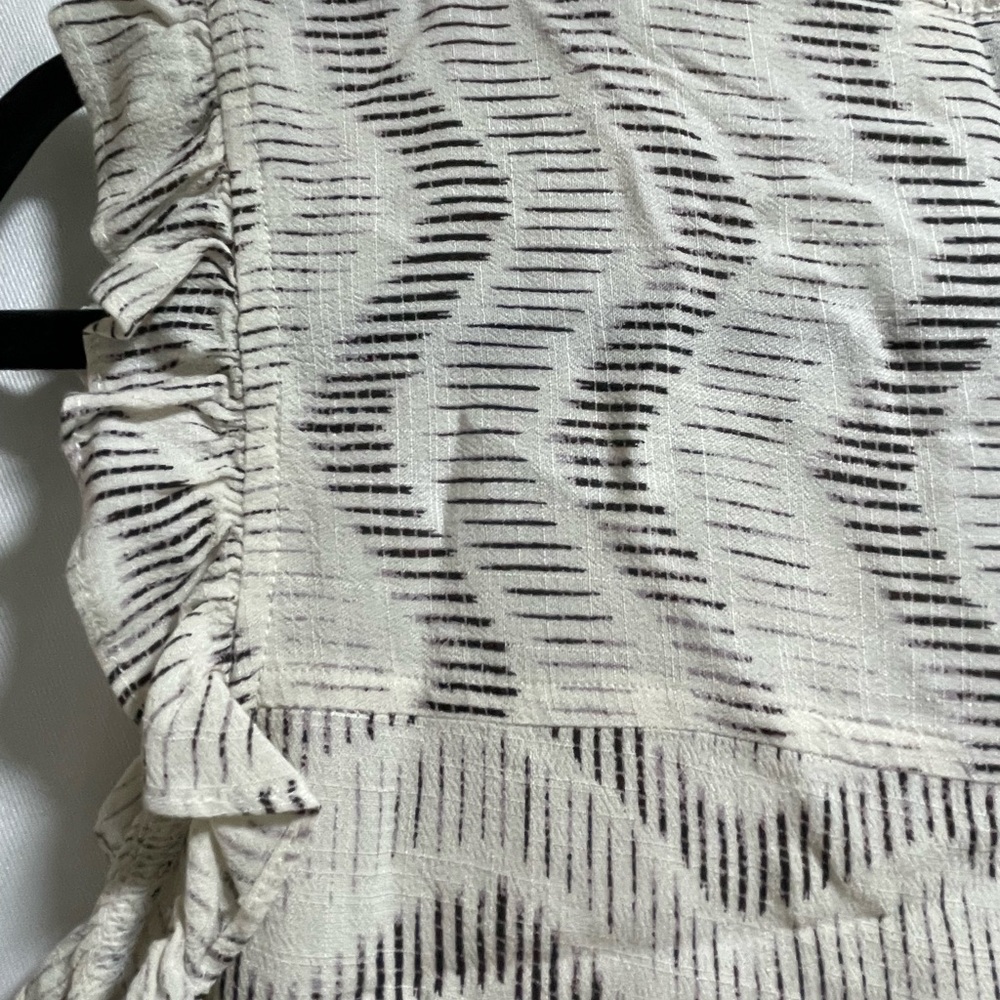 Universal Thread Blouse - image 4